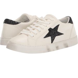 Purchased to wear to Eras tour concert. Worn once! Very cute & comfy